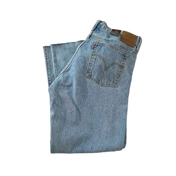 NWT Levi’s Wedgie Straight Button-Fly Medium Wash High Rise Jeans 32 x 28 - Picture 2 of 6